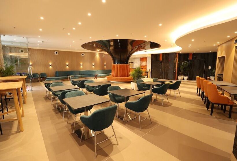 בית מלון כפרי Holiday Inn Express & Suites Jaipur Gopalpura