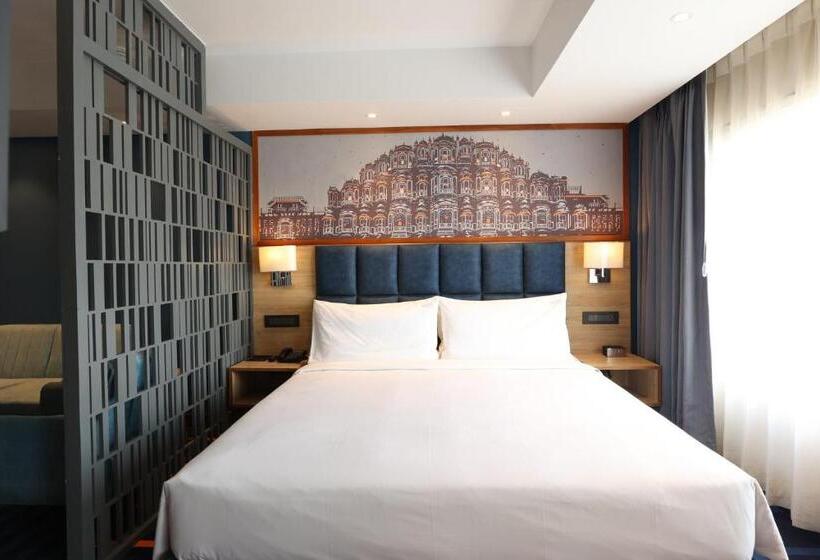 هتل Holiday Inn Express & Suites Jaipur Gopalpura