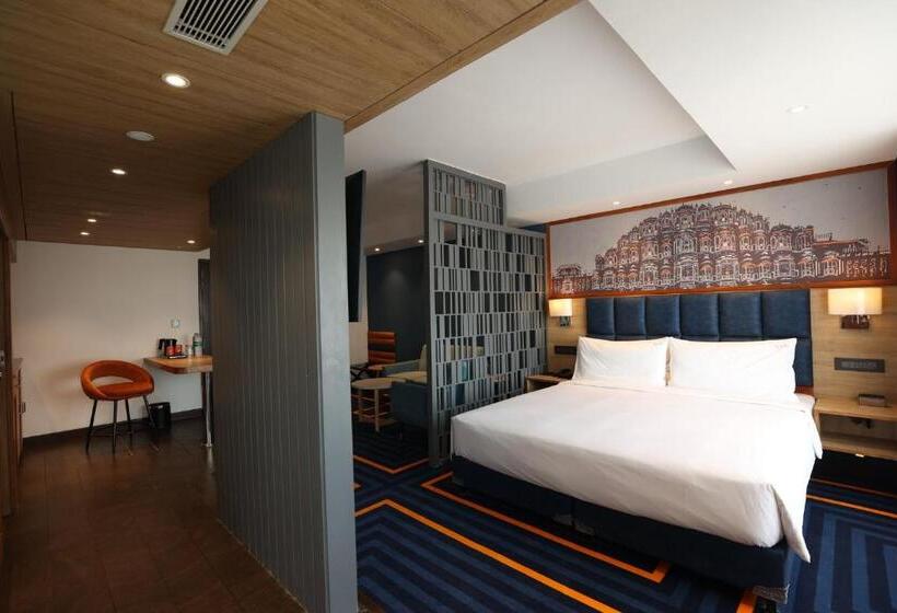 בית מלון כפרי Holiday Inn Express & Suites Jaipur Gopalpura