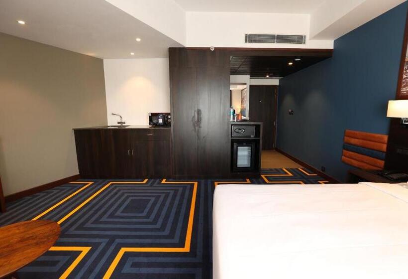 בית מלון כפרי Holiday Inn Express & Suites Jaipur Gopalpura