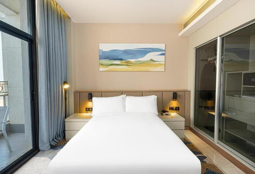 Отель Holiday Inn Riyadh The Business District, An Ihg