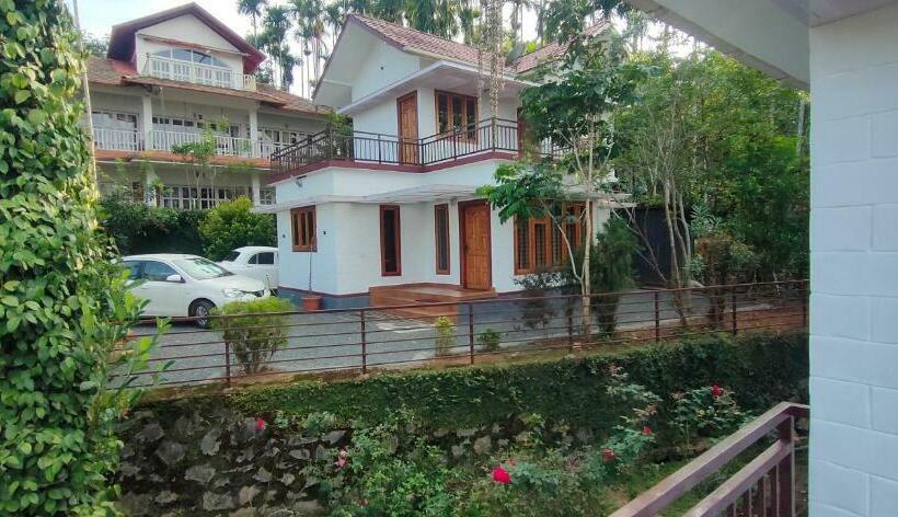 酒店 Karapuzha Water Scapes