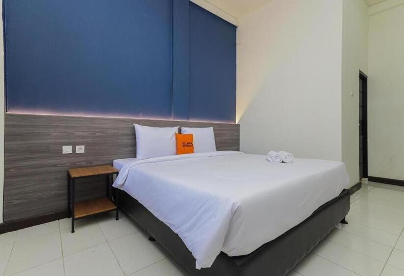 호텔 Koolkost Near Stasiun Batutulis