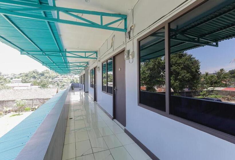 호텔 Koolkost Near Stasiun Batutulis