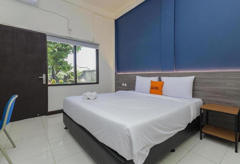 호텔 Koolkost Near Stasiun Batutulis