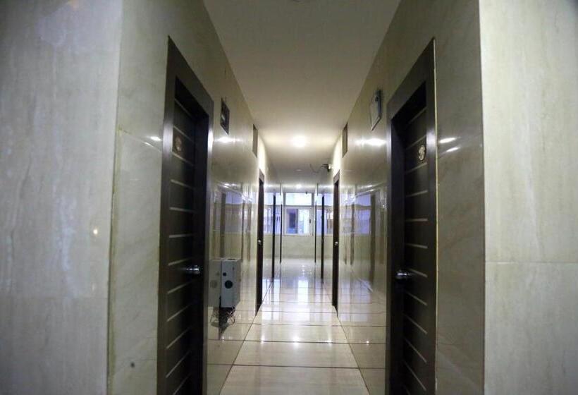 호텔 Mn Grand Shamshabad Airport Zone Hyderabad