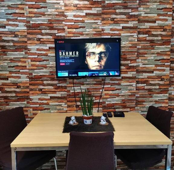 בית מלון כפרי Modern 1br With Balcony And 100mbps Wifi