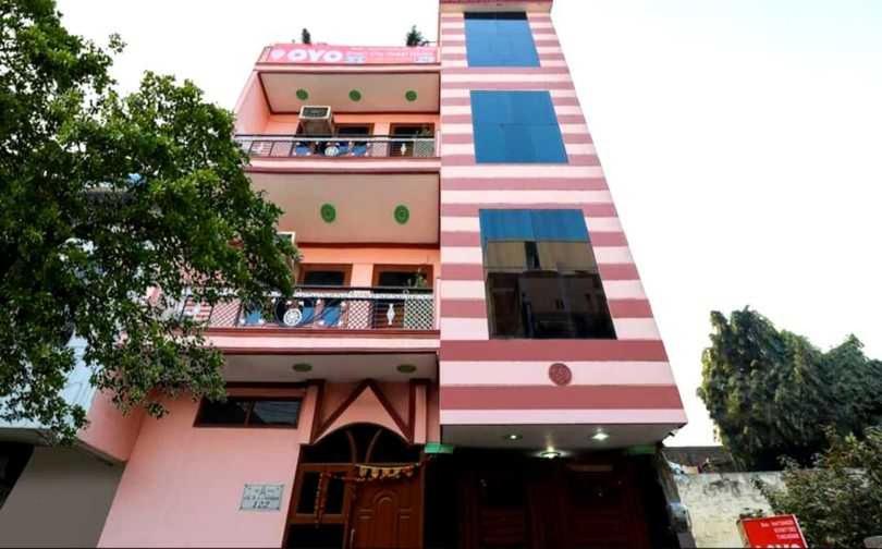 בית מלון כפרי Oyo 80505g Smart City Guest House