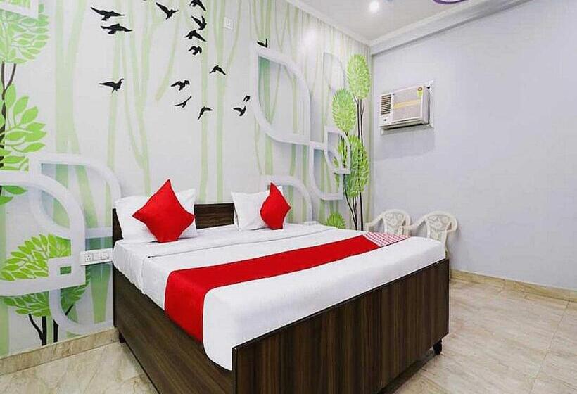 בית מלון כפרי Oyo 80505g Smart City Guest House