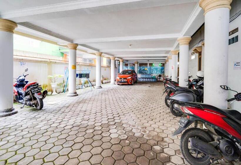 호텔 Oyo 91994 Sawerigading Jatinangor Syariah