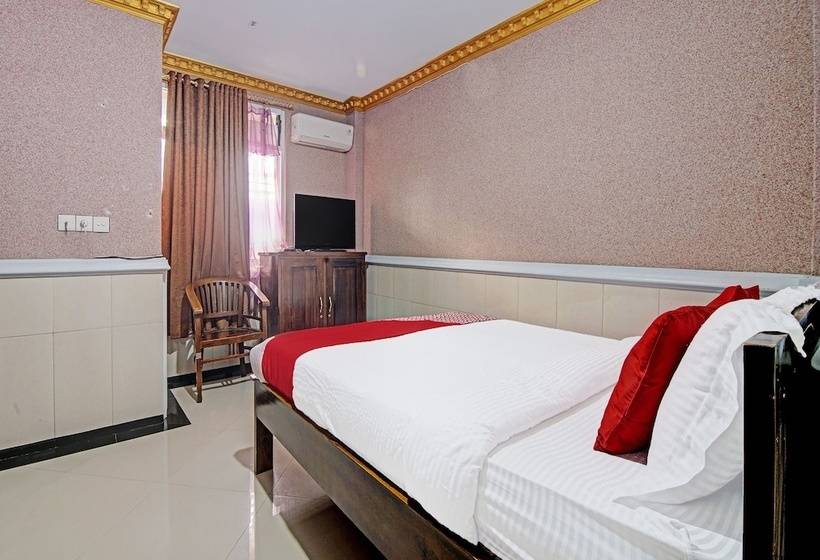 هتل O Fitriaendika Residence Near Pasar Raya Padang