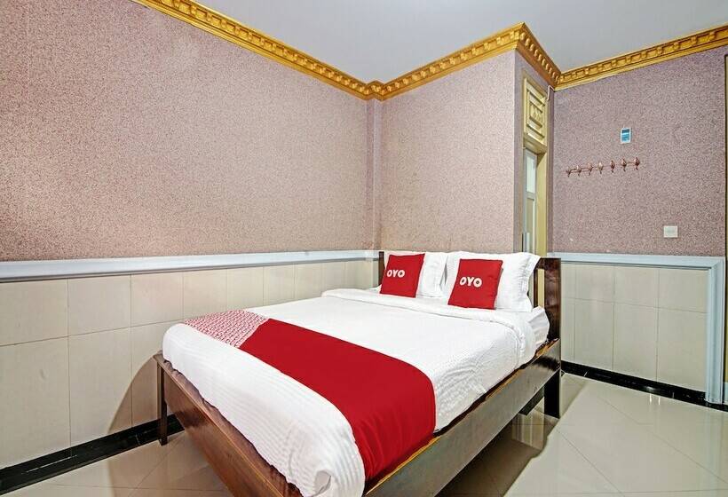 호텔 O Fitriaendika Residence Near Pasar Raya Padang