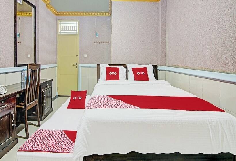호텔 O Fitriaendika Residence Near Pasar Raya Padang
