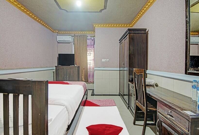 هتل O Fitriaendika Residence Near Pasar Raya Padang