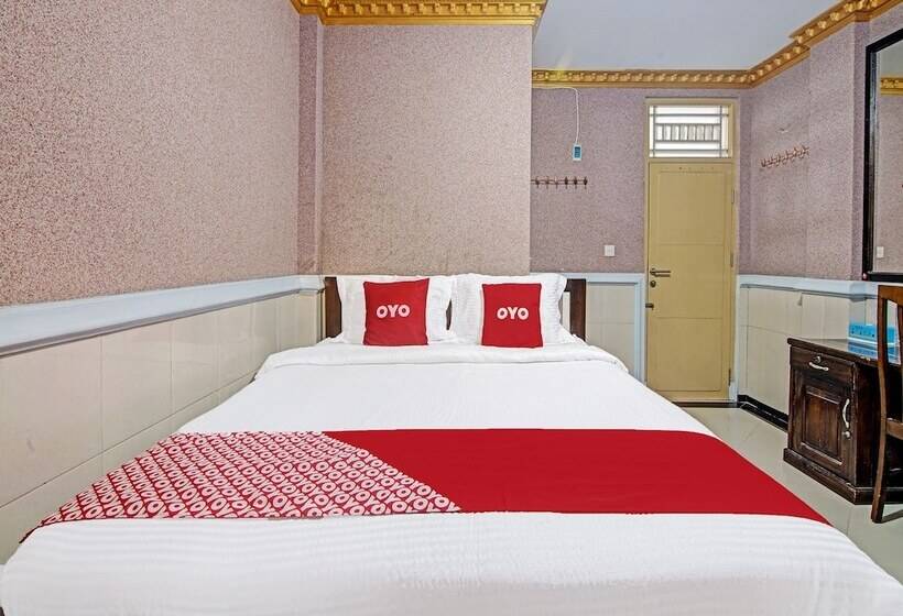 호텔 O Fitriaendika Residence Near Pasar Raya Padang