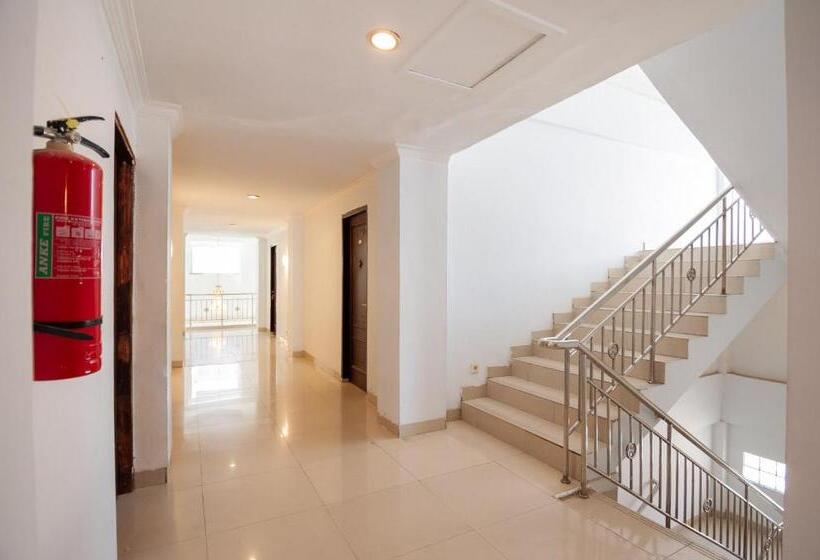 ホテル Reddoorz Syariah Near Rs Yos Sudarso Padang