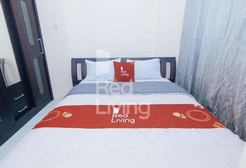 Отель Redliving Apartemen Emerald Hill Sr Rooms Tower Green
