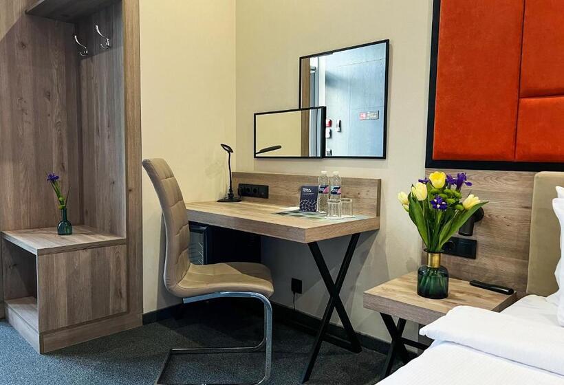 هتل Ribas Rooms Odesa