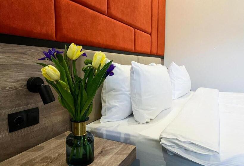هتل Ribas Rooms Odesa