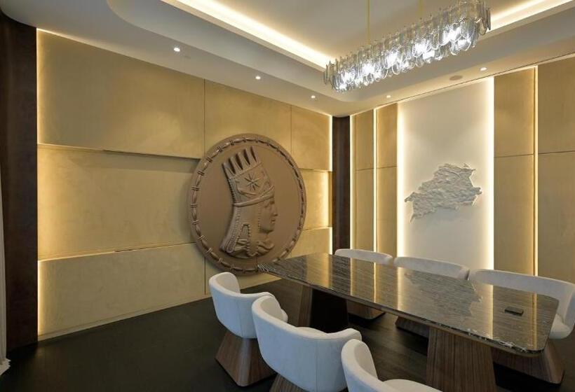 호텔 Seven Visions Resort And Places, The Dvin