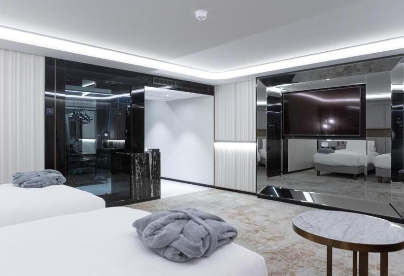 호텔 Seven Visions Resort And Places, The Dvin