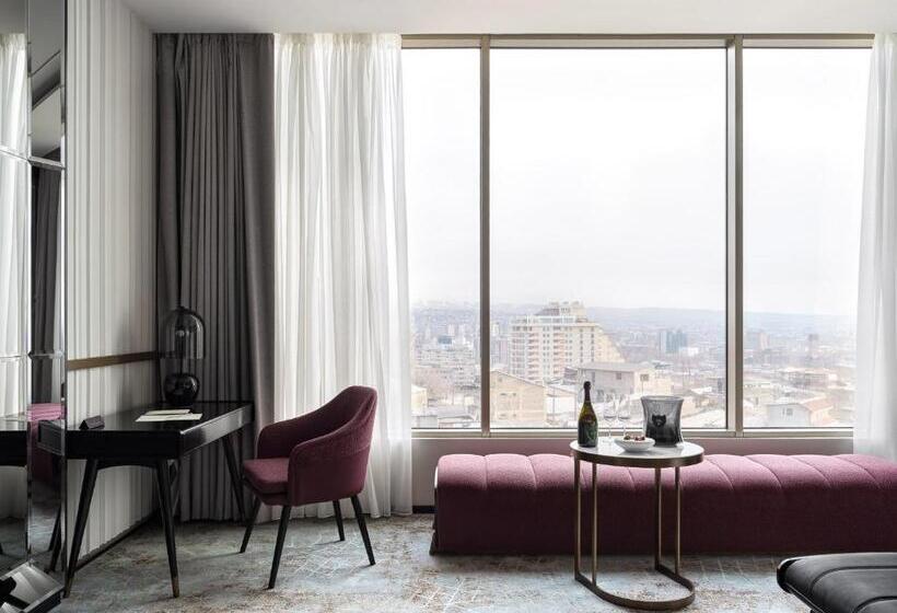 호텔 Seven Visions Resort And Places, The Dvin