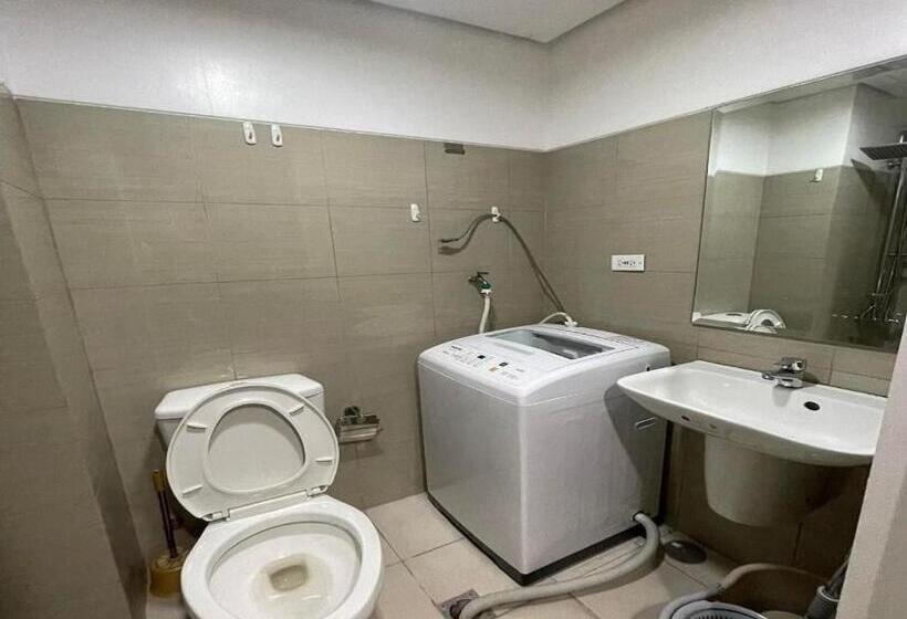 هتل Shore Residences