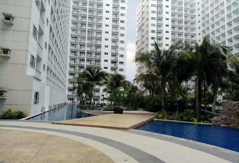 هتل Shore Residences