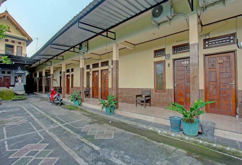 호텔 Spot On 91981 Diwi Homestay