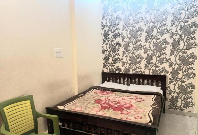 בית מלון כפרי Sri Vinayaka Comforts