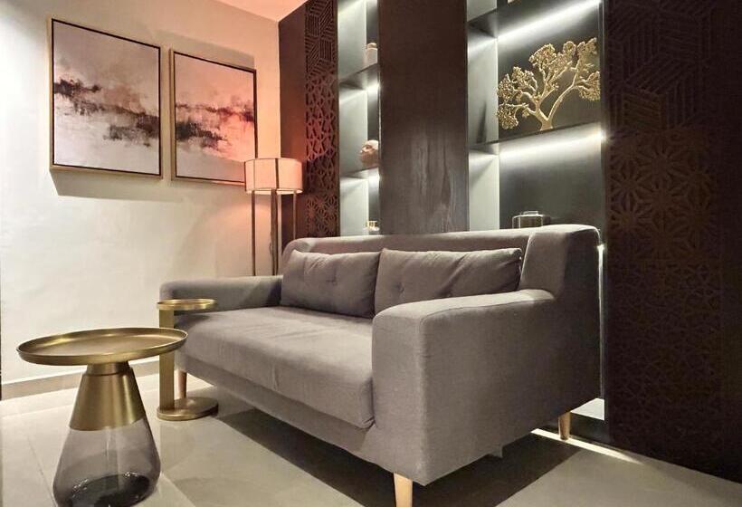 فندق Tajreed Suites