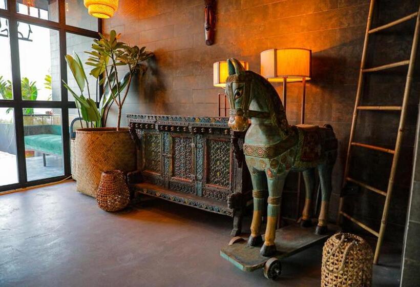 فندق Tajreed Suites