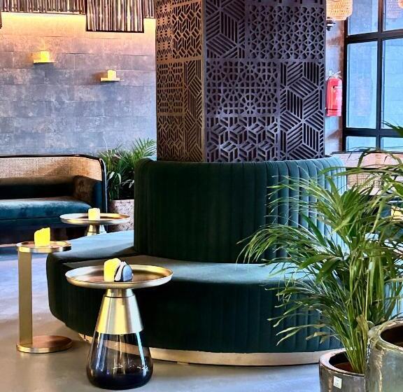 فندق Tajreed Suites