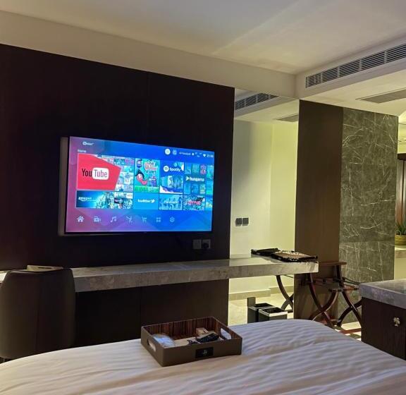 فندق Tajreed Suites