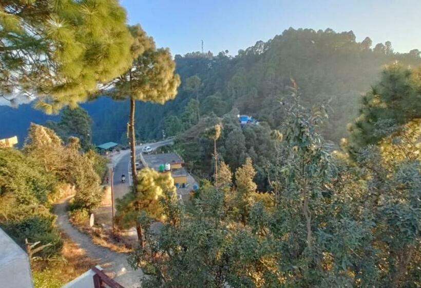 בית מלון כפרי The Hill Heaven Home Stay