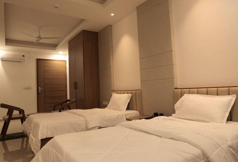 酒店 The Presidential Suites