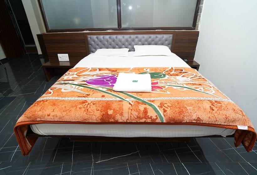 בית מלון כפרי The Royal Heaven Resort