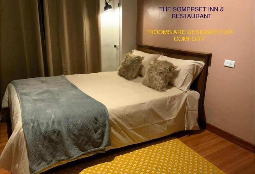 ホテル The Somerset Inn & Restaurant
