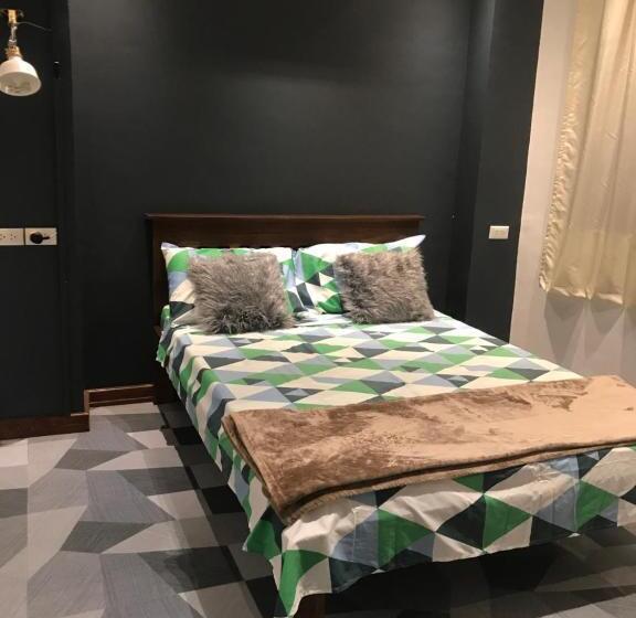 ホテル The Somerset Inn & Restaurant