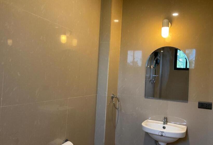 ホテル The Somerset Inn & Restaurant