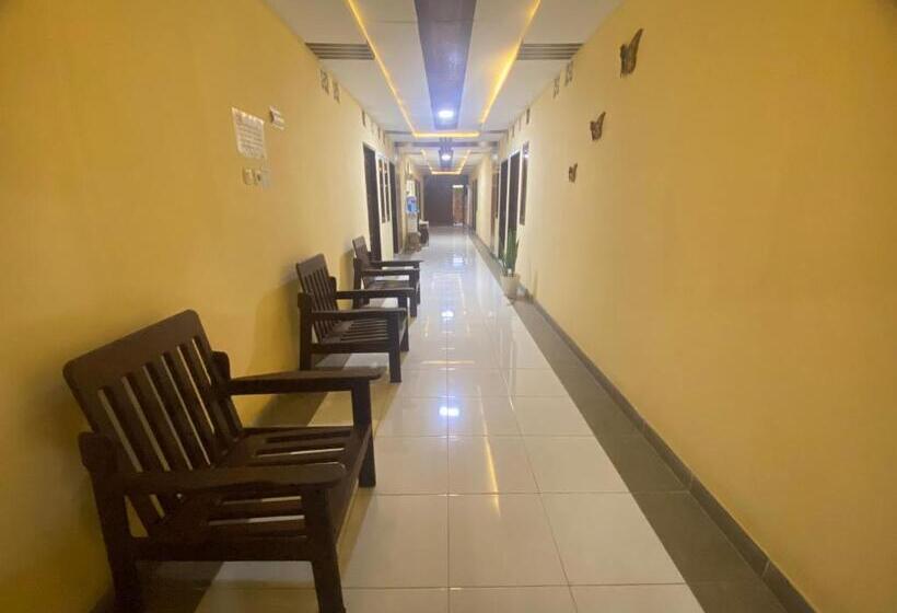 فندق Villa Matano Sorowako 2 Redpartner