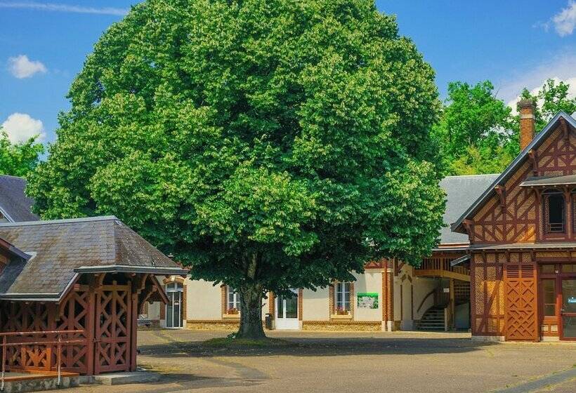 בית מלון כפרי Restaurant Domaine De La Grande Garenne