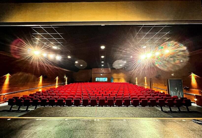 בית מלון כפרי Restaurant Domaine De La Grande Garenne