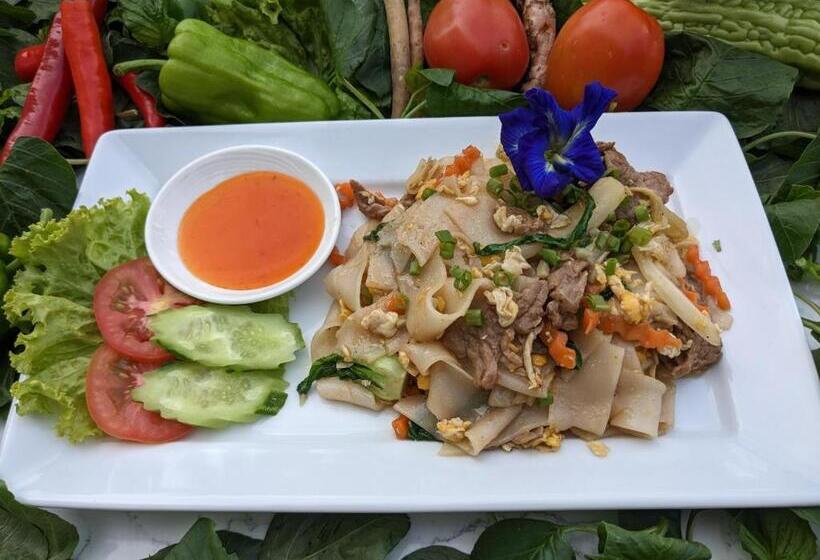 هتل Waka Villa Private Pool Resort & Spa   Adults Only