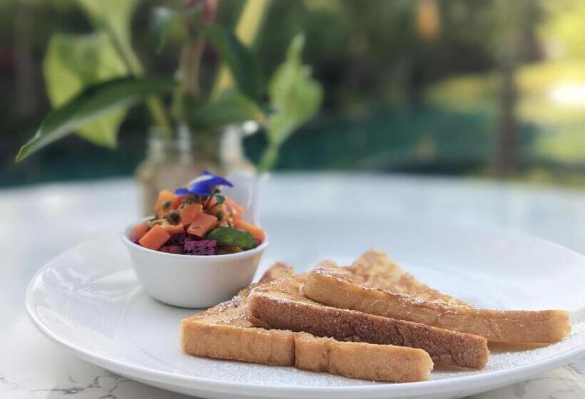 هتل Waka Villa Private Pool Resort & Spa   Adults Only