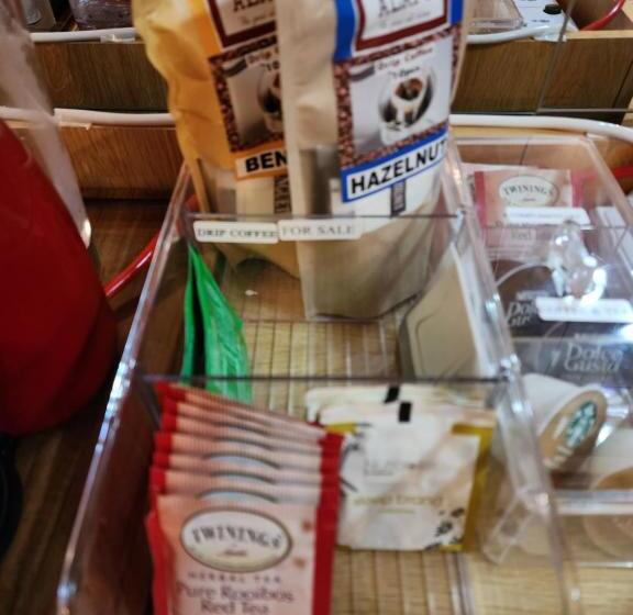 Lucky East Serin With Netflix Disneyplus Freecoffeetea & Recliner