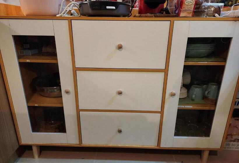 Lucky East Serin With Netflix Disneyplus Freecoffeetea & Recliner