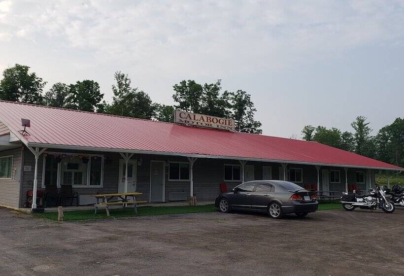 汽车旅馆  Calabogie Motor Inn