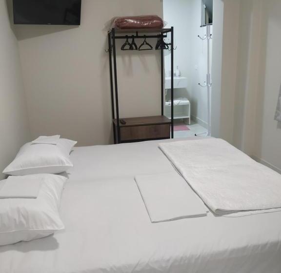 ペンション A Pousadinha