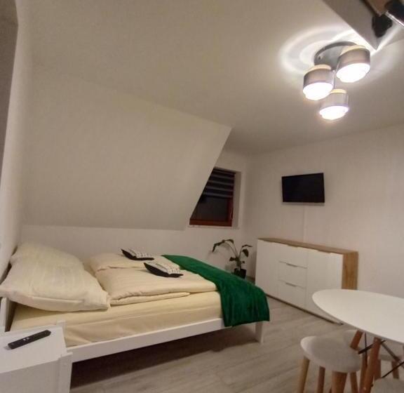 פנסיון Manio Pokoje